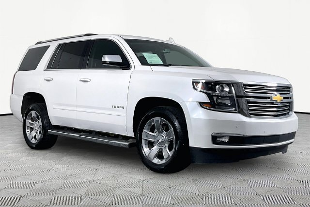Used 2017 Chevrolet Tahoe Premier AWD/4WD image 3