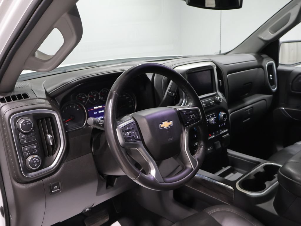 Used 2021 Chevrolet Silverado 1500 LTZ w/ Z71 Off-Road Package AWD/4WD image 14