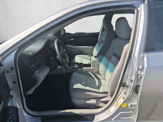 Used 2014 Toyota Camry LE FWD image 14