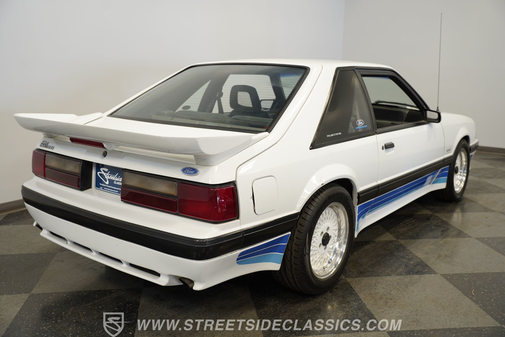 Used 1987 Ford Mustang LX RWD image 12