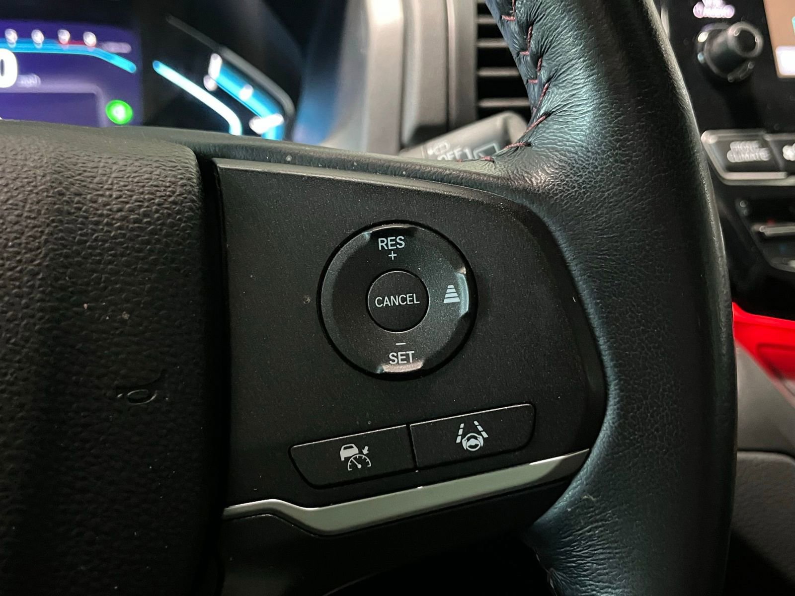 Used 2023 Honda Odyssey Sport image 31