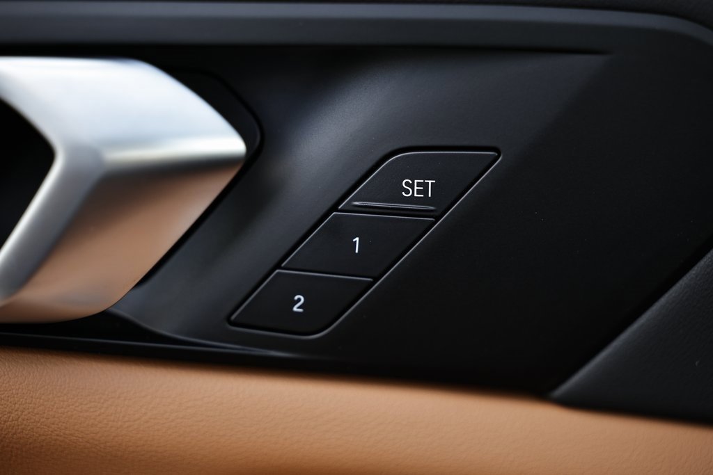 New 2026 BMW X5 xDrive40i w/ M Sport Package image 14