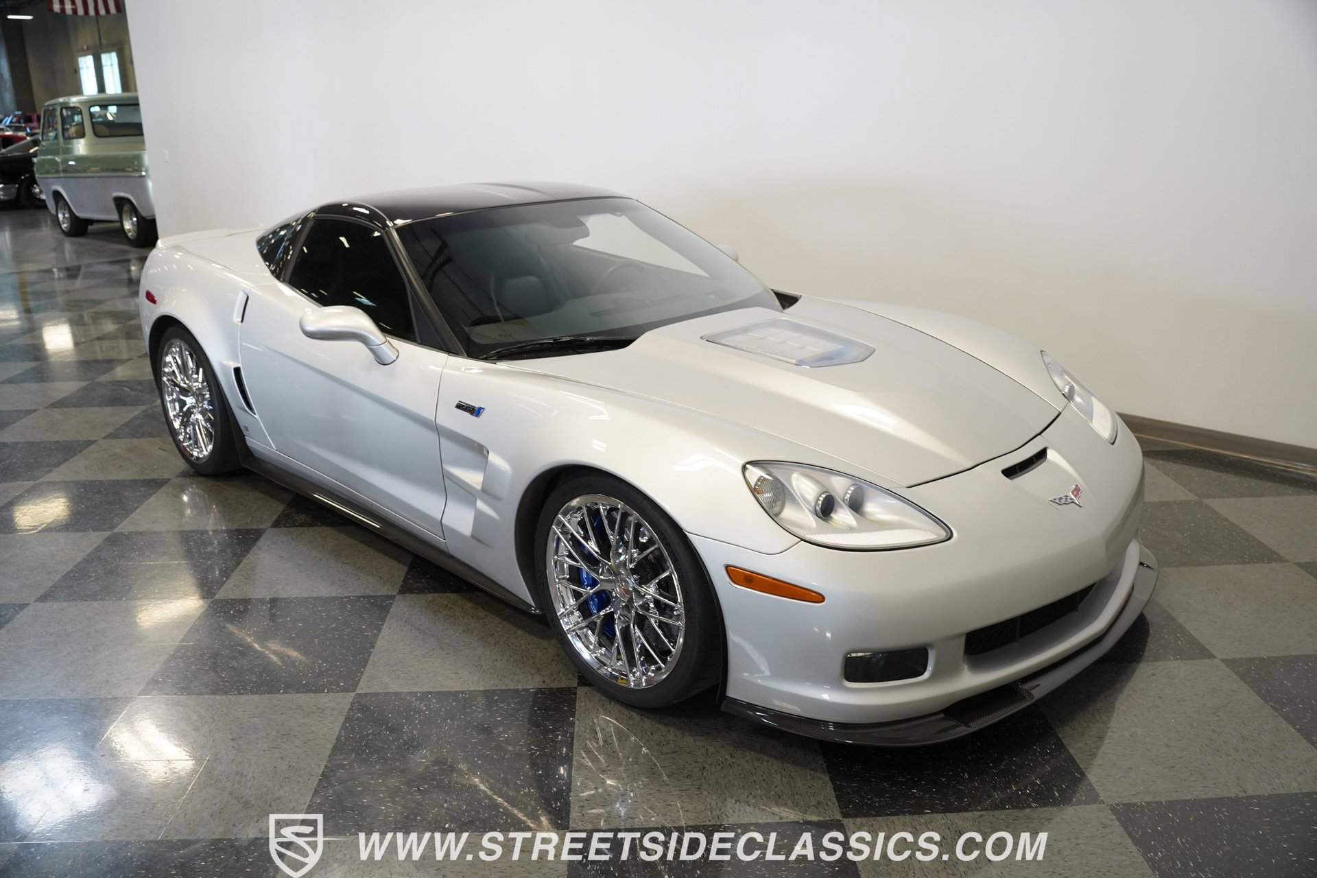 Used 2009 Chevrolet Corvette ZR1 w/ Preferred Equipment Group image 21