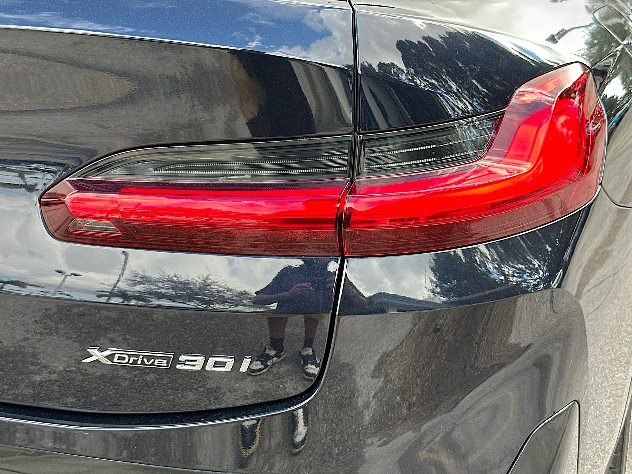 Certified 2024 BMW X4 xDrive30i w/ Premium Package image 32