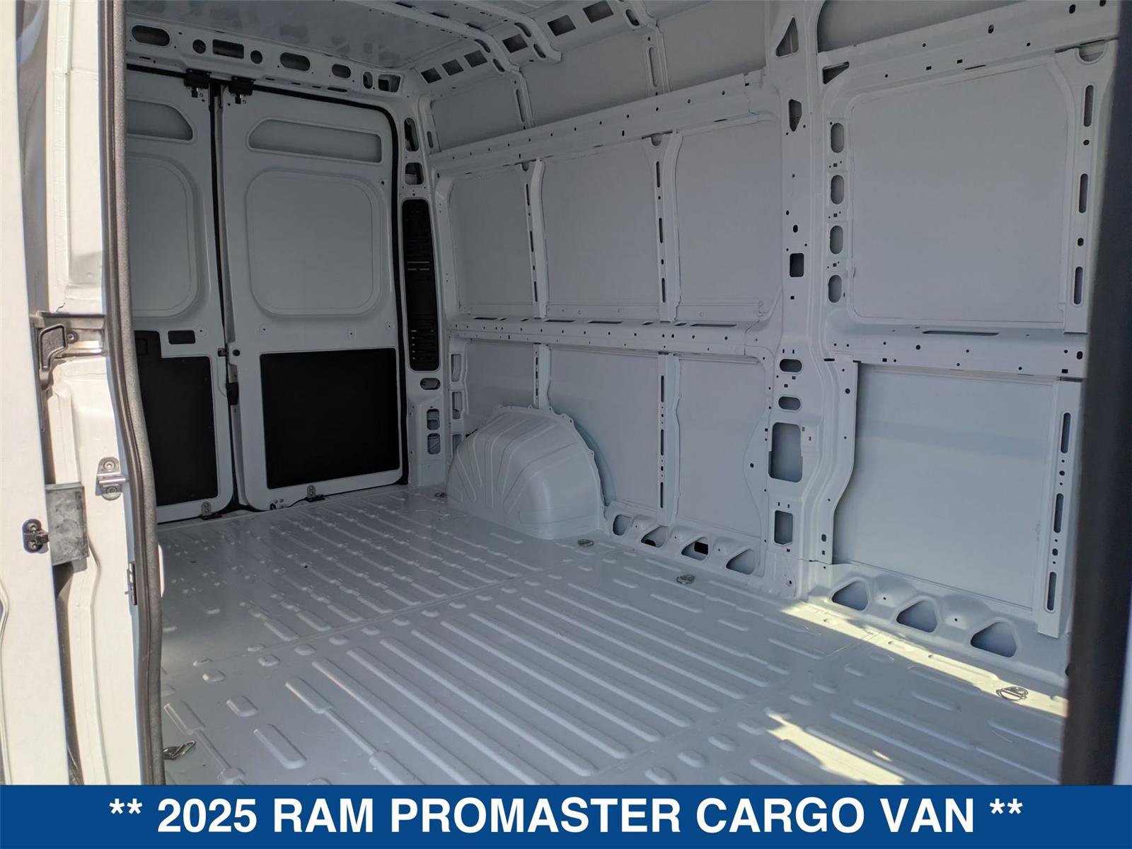 New 2025 RAM ProMaster 2500 w/ Convenience Group image 24