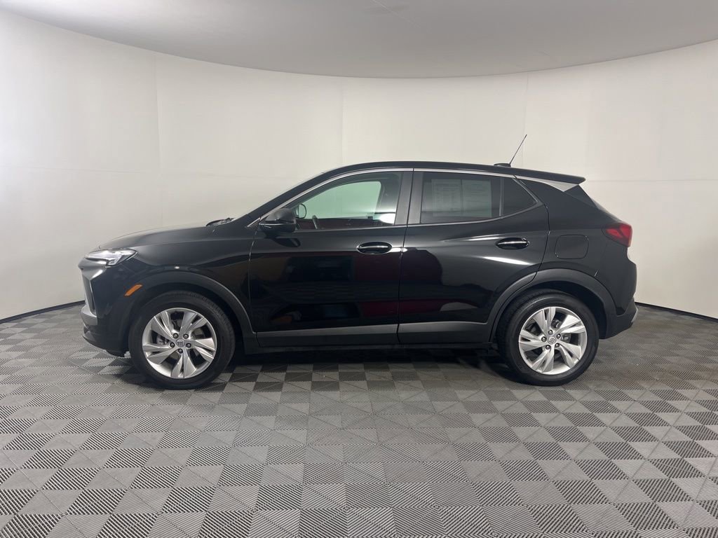 Certified 2025 Buick Encore GX Preferred image 2