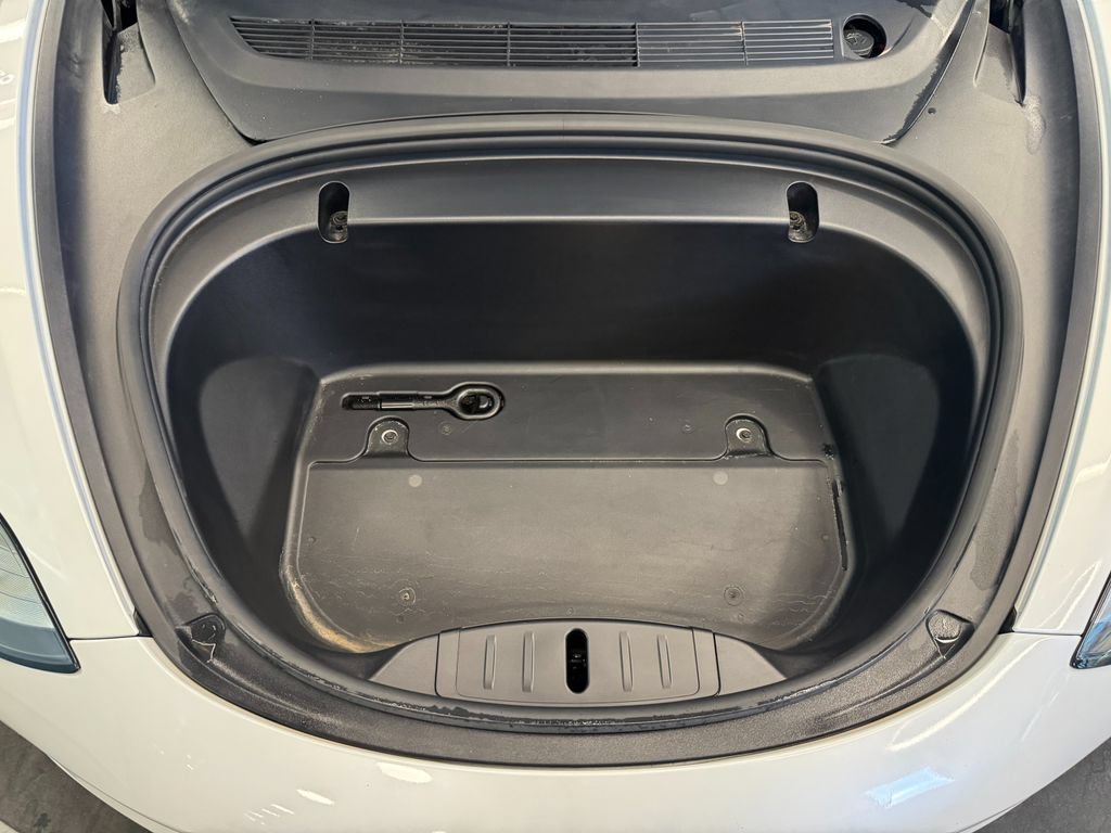 Used 2020 Tesla Model 3 Performance AWD/4WD image 19