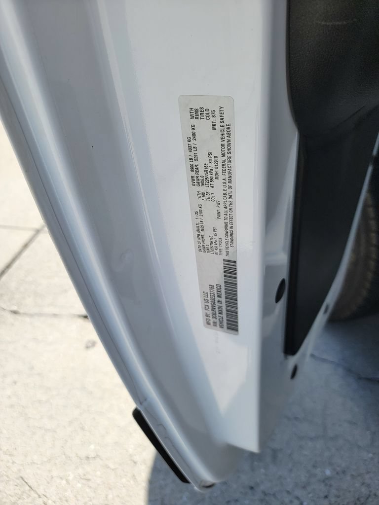 Used 2025 RAM ProMaster 2500 w/ U-Haul Equipment Group FWD image 11