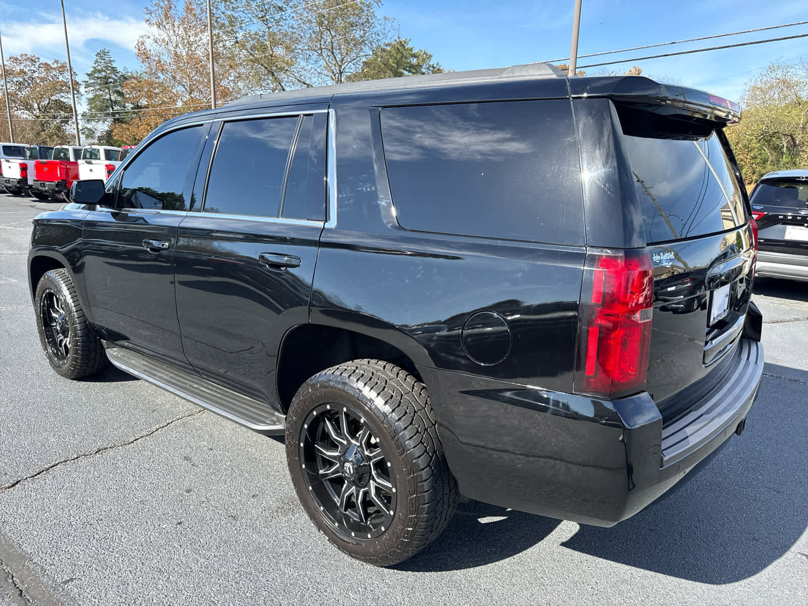 Used 2020 Chevrolet Tahoe LT image 3