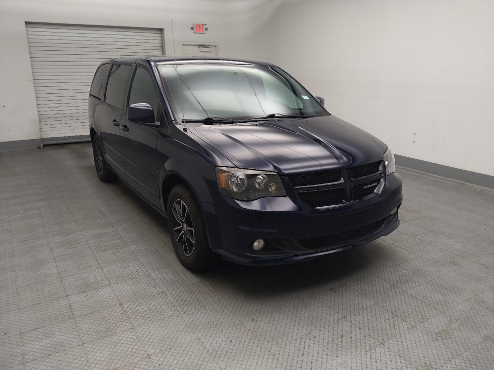 Used 2015 Dodge Grand Caravan R/T w/ Driver Convenience Group FWD image 13