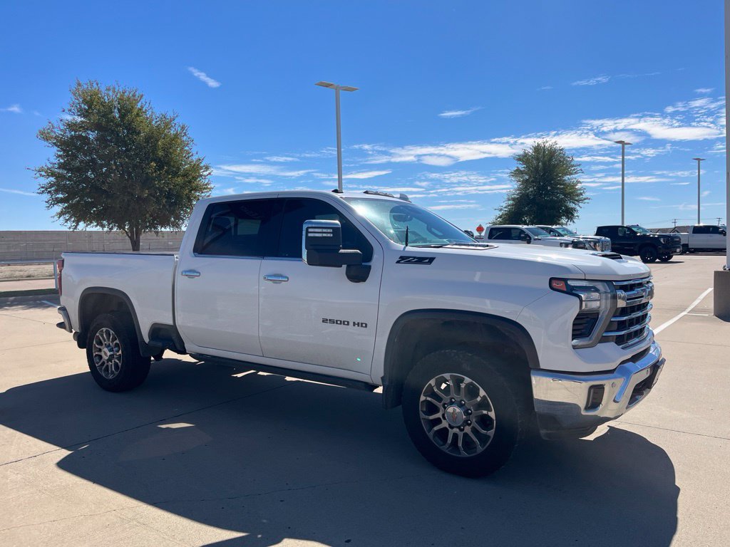 Used 2024 Chevrolet Silverado 2500 LTZ w/ LTZ Plus Package AWD/4WD image 7