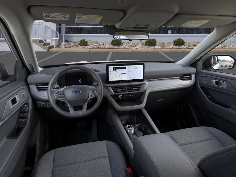 Used 2026 Ford Explorer Active RWD image 9