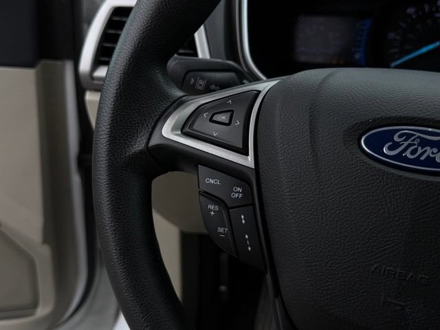 Used 2019 Ford Fusion SE FWD image 10