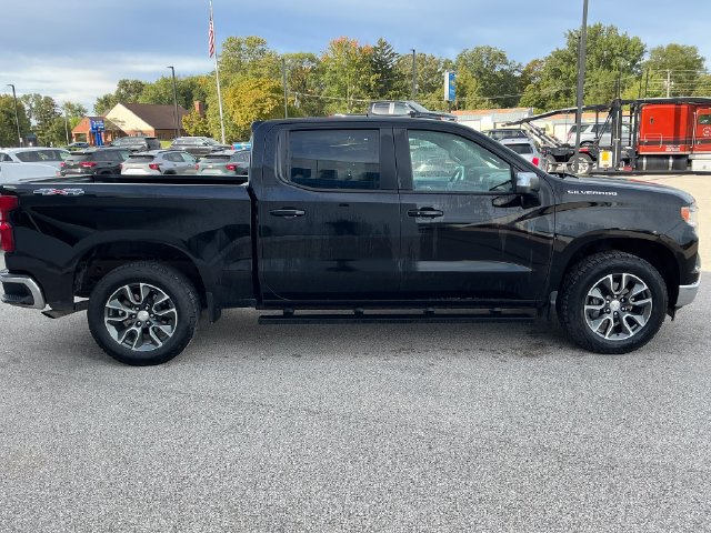 Used 2024 Chevrolet Silverado 1500 LT AWD/4WD image 13