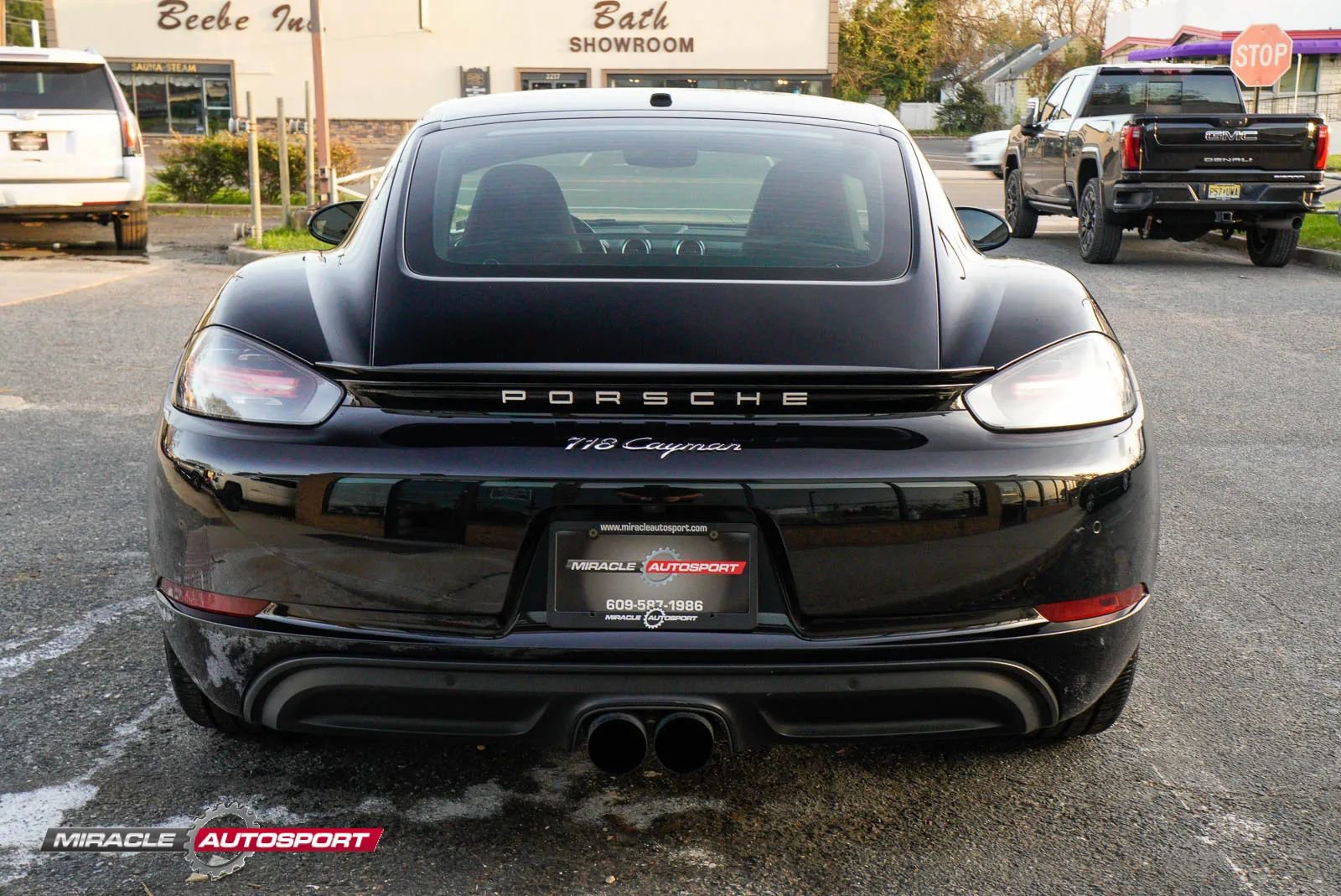 Used 2018 Porsche 718 Cayman image 6