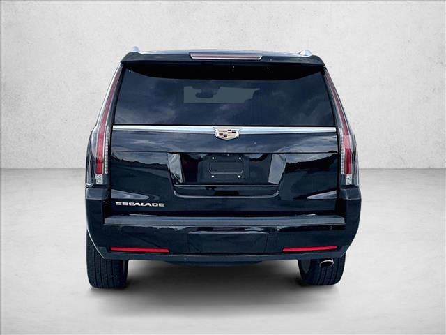 Used 2020 Cadillac Escalade Luxury AWD/4WD image 4