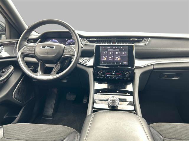 Used 2022 Jeep Grand Cherokee L Altitude image 16