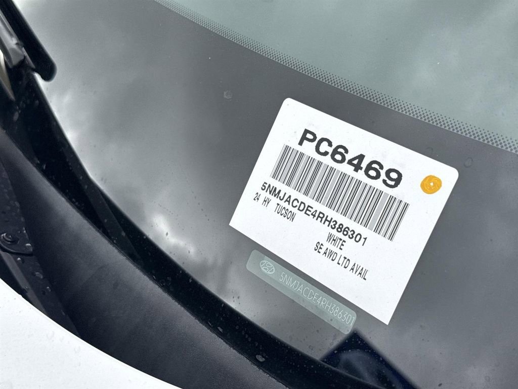 Used 2024 Hyundai Tucson SE image 28