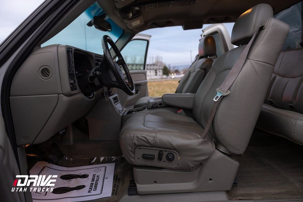 Used 2002 Chevrolet Silverado 2500 LT w/ Off-Road Skid Plate Pkg image 20