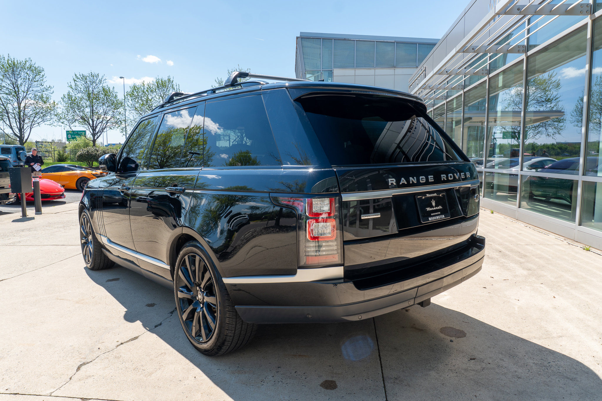 Used 2016 Land Rover Range Rover Supercharged image 7