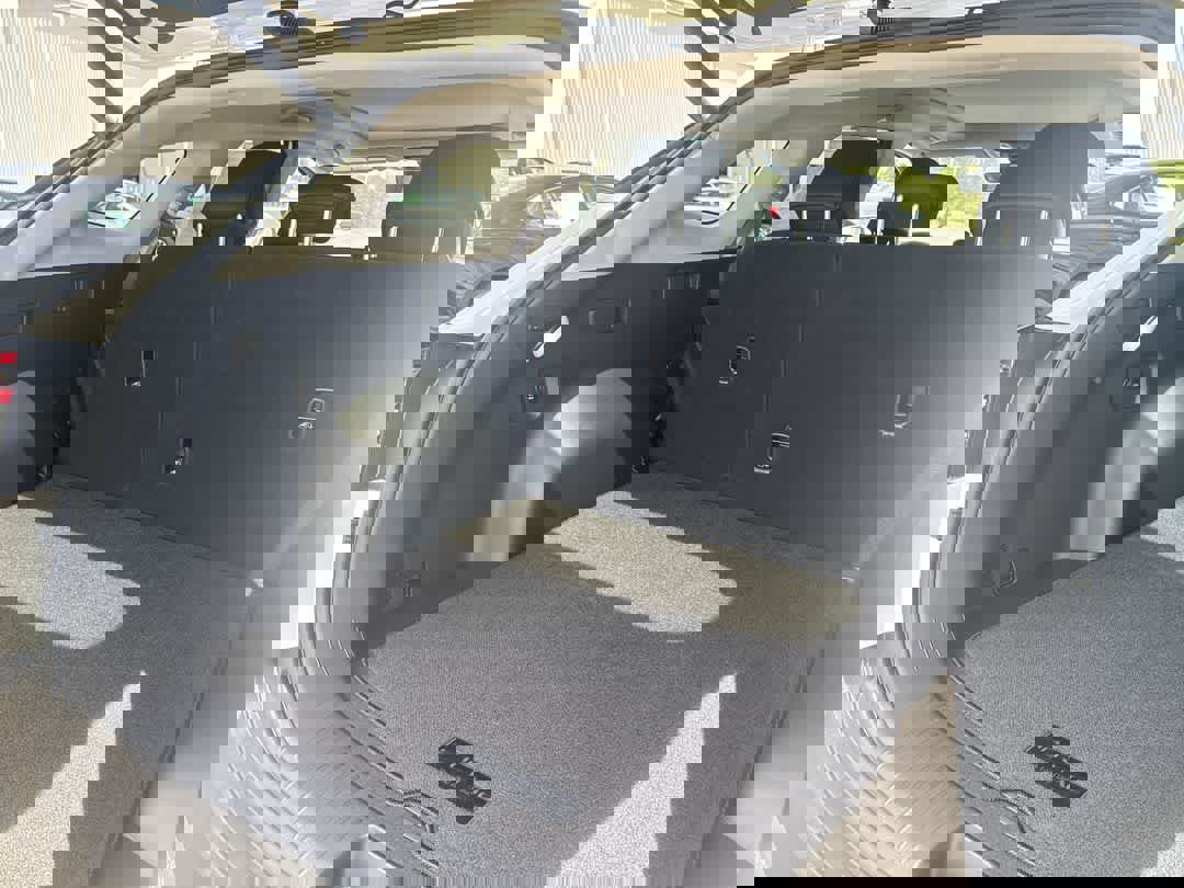 New 2026 Kia Sportage EX w/ EX Panoramic Sunroof Package image 23