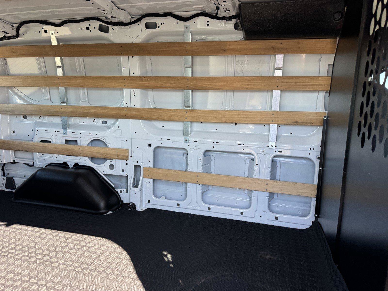 Used 2025 Ford Transit 250 Low Roof w/ Exterior Upgrade Package RWD image 9