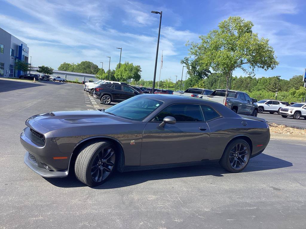 Used 2022 Dodge Challenger R/T Scat Pack RWD image 7