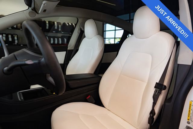 Used 2022 Tesla Model Y Performance AWD/4WD image 23
