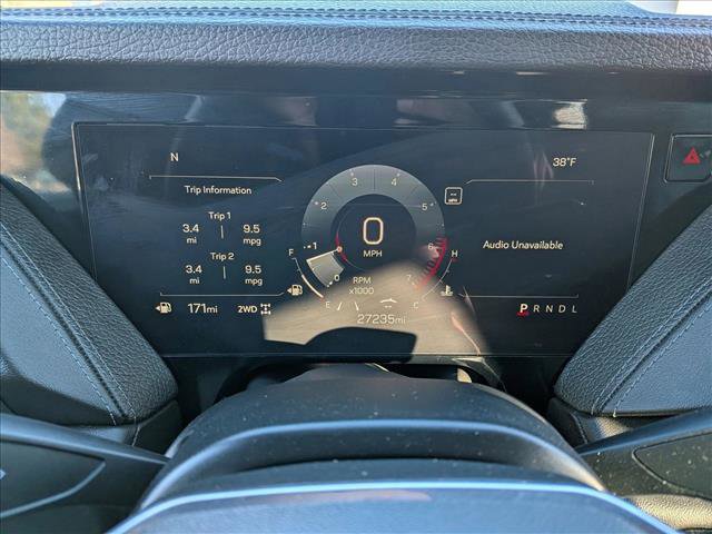 Used 2025 GMC Yukon Denali image 12