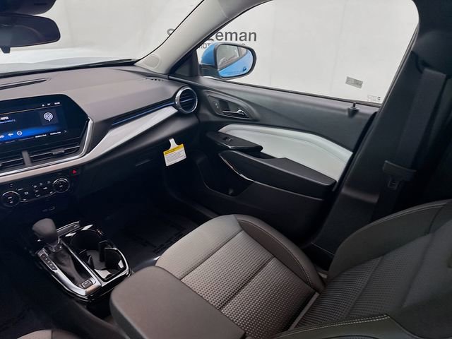 New 2026 Chevrolet Trax LT image 24