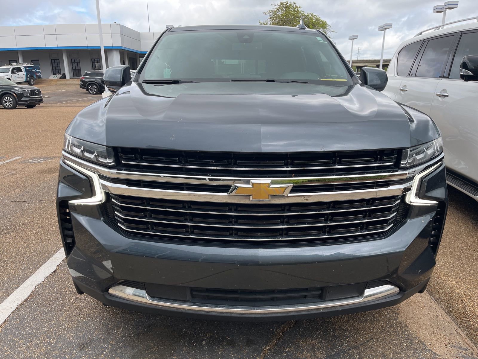 Used 2021 Chevrolet Tahoe LT image 3
