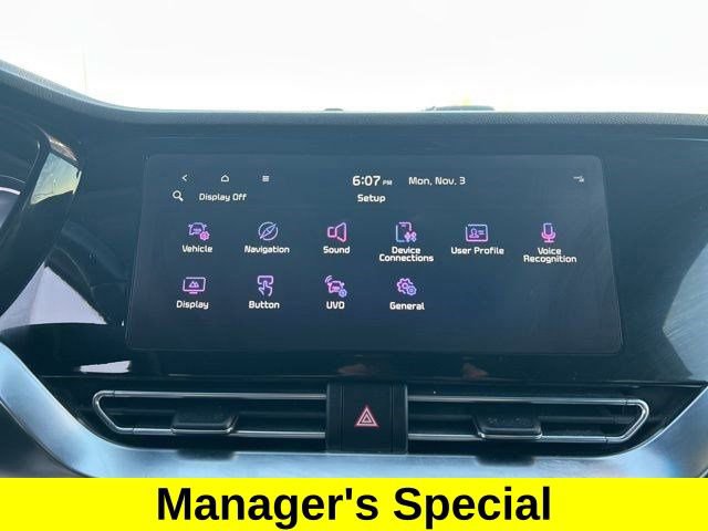 Used 2021 Kia Niro EX Premium w/ Cold Weather Package image 26