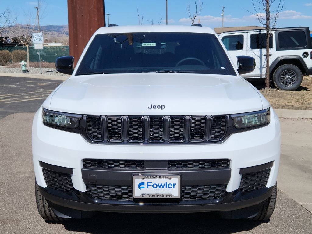 New 2025 Jeep Grand Cherokee L Laredo AWD/4WD image 2
