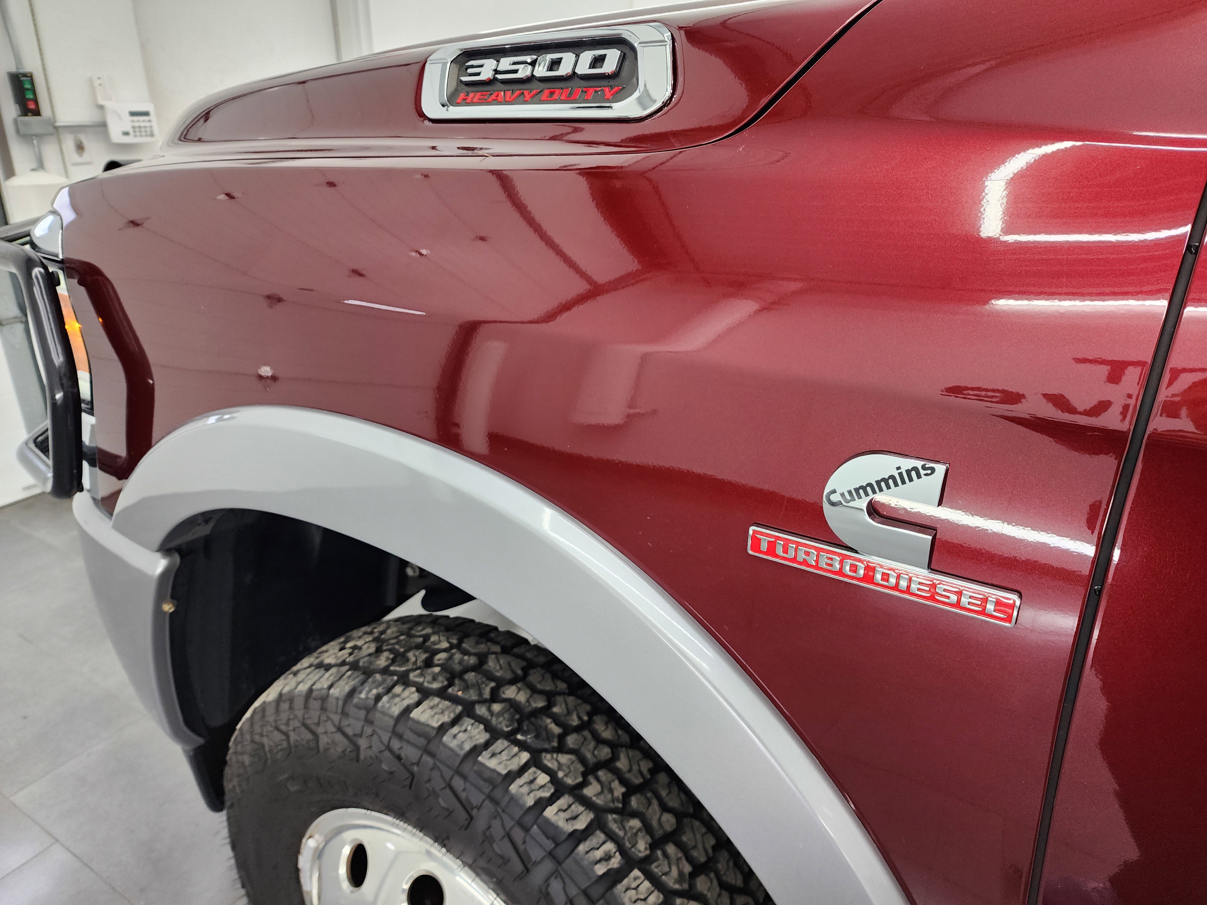 Used 2020 RAM 3500 Laramie image 39