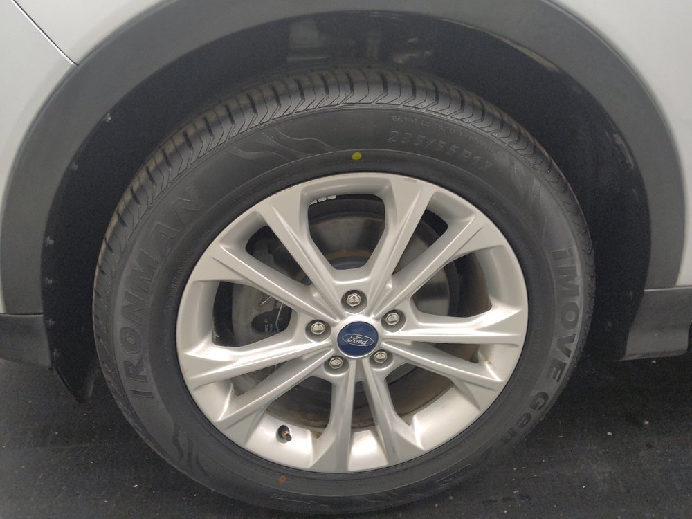 Used 2019 Ford Escape SEL FWD image 31