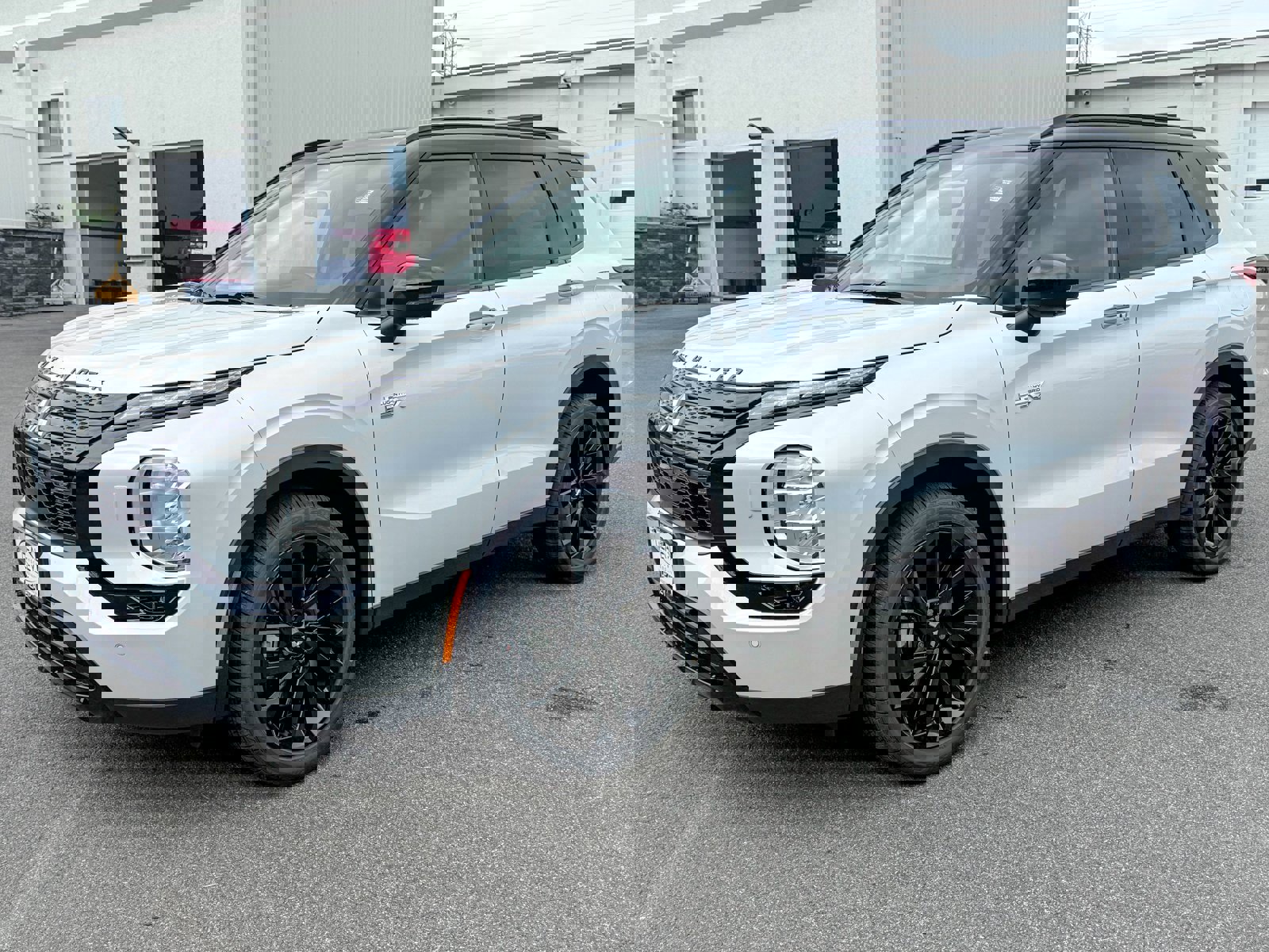 New 2025 Mitsubishi Outlander 4WD Plug-In Hybrid image 5