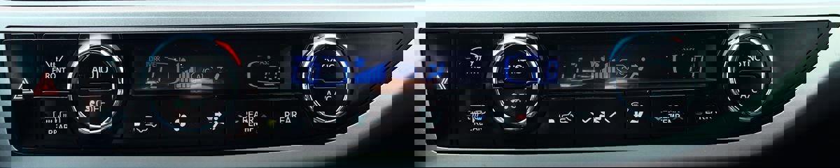 Used 2019 Toyota Highlander XLE image 47