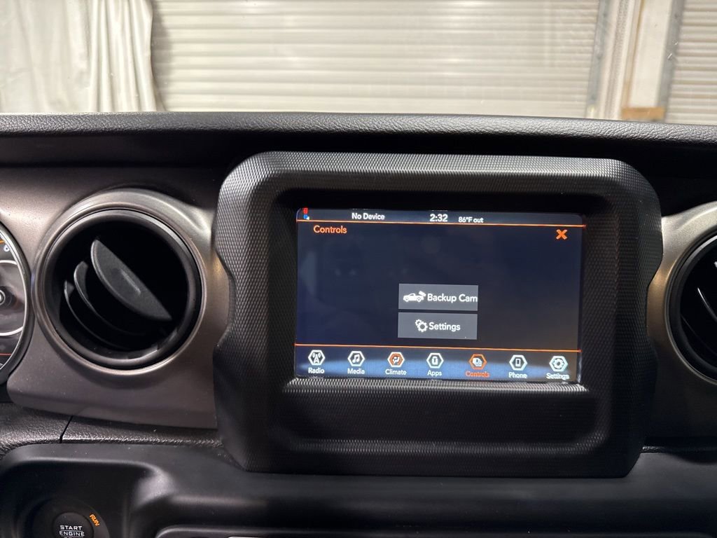 Used 2023 Jeep Gladiator Sport AWD/4WD image 36