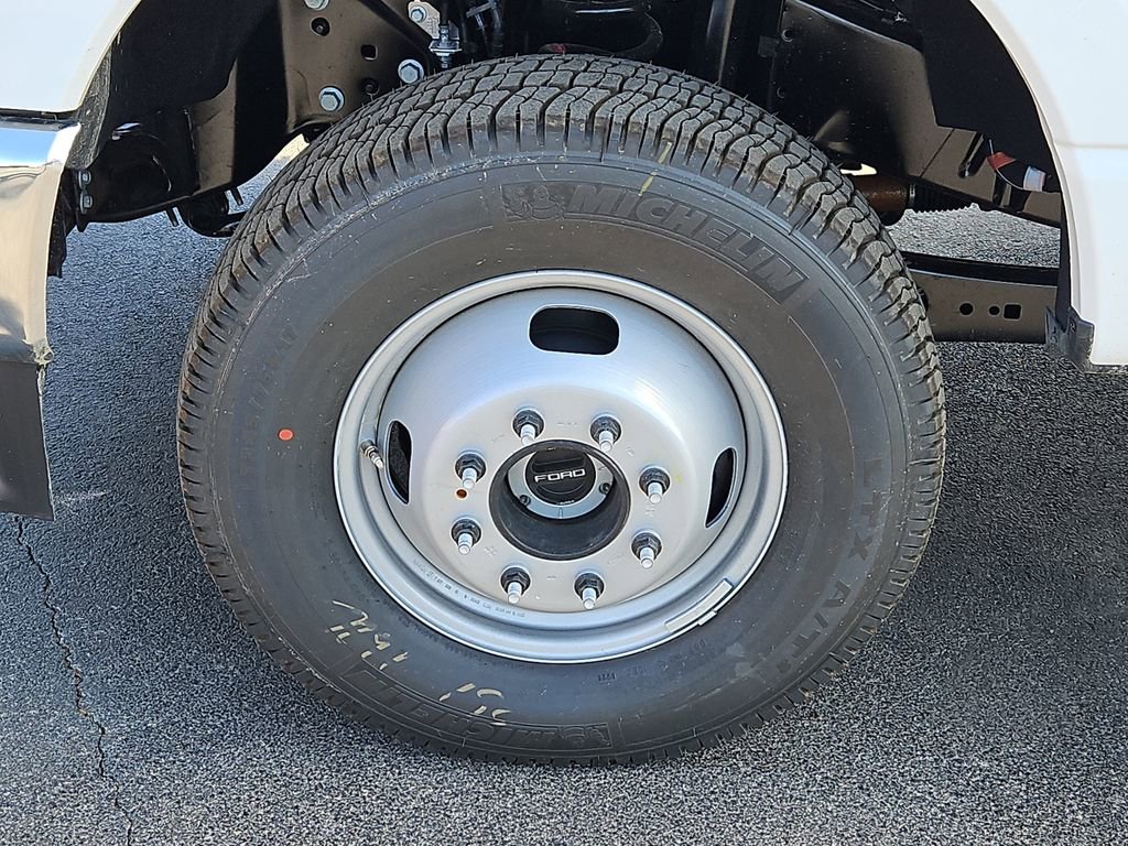 New 2026 Ford F350 XL image 17