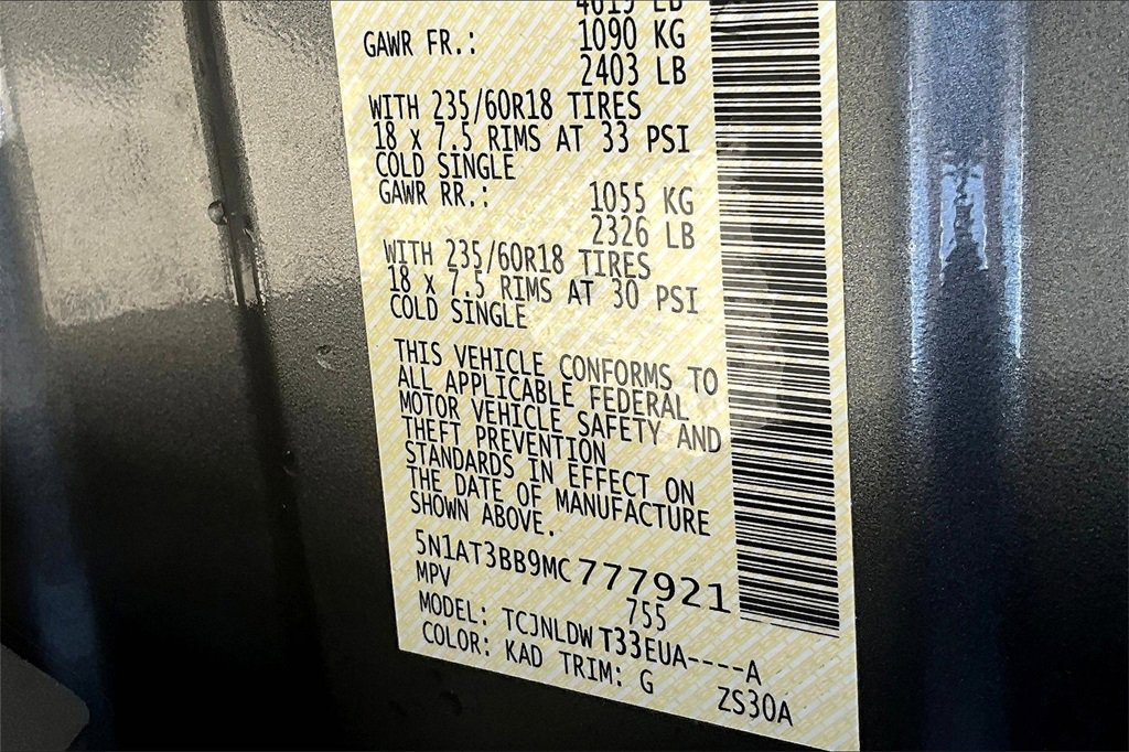 Used 2021 Nissan Rogue SV image 32