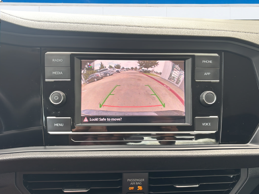 Used 2024 Volkswagen Jetta SE FWD image 21