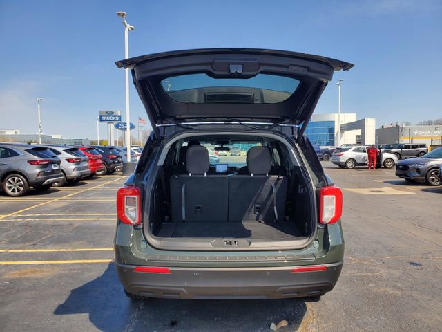 Used 2024 Ford Explorer XLT AWD/4WD image 27