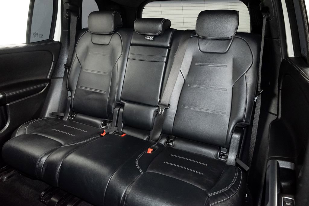 Used 2021 Mercedes-Benz GLB 35 AMG 4MATIC image 27