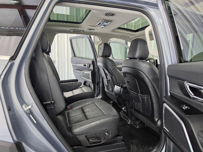Used 2020 Kia Telluride SX w/ Towing Package AWD/4WD image 16