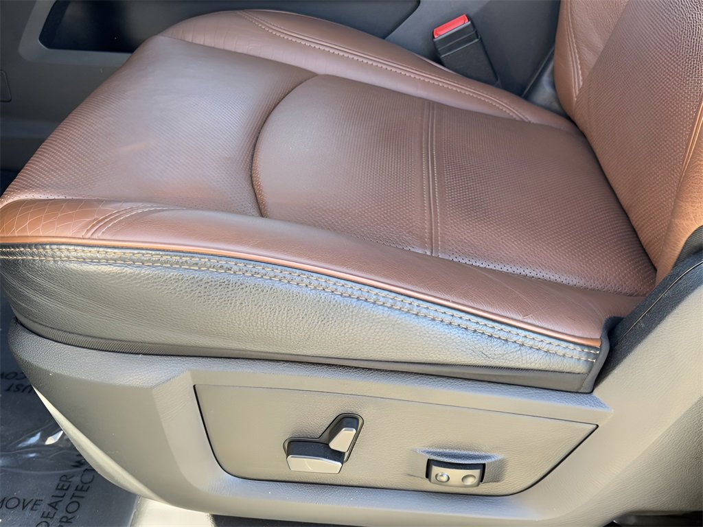 Used 2022 RAM 3500 Limited image 29