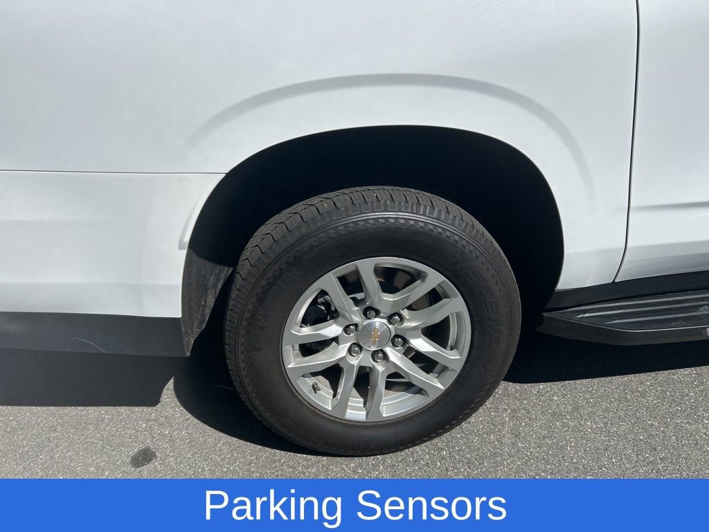 Used 2024 Chevrolet Suburban LT image 6