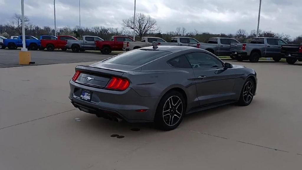 Used 2022 Ford Mustang Premium image 8