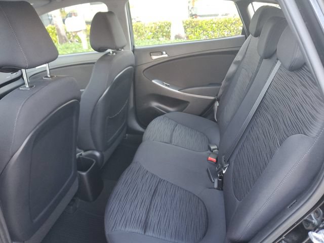 Used 2015 Hyundai Accent GS FWD image 9
