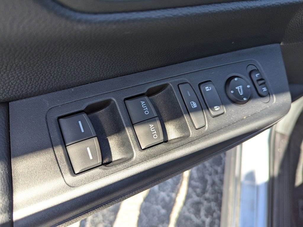 Used 2026 Honda CR-V Sport image 14