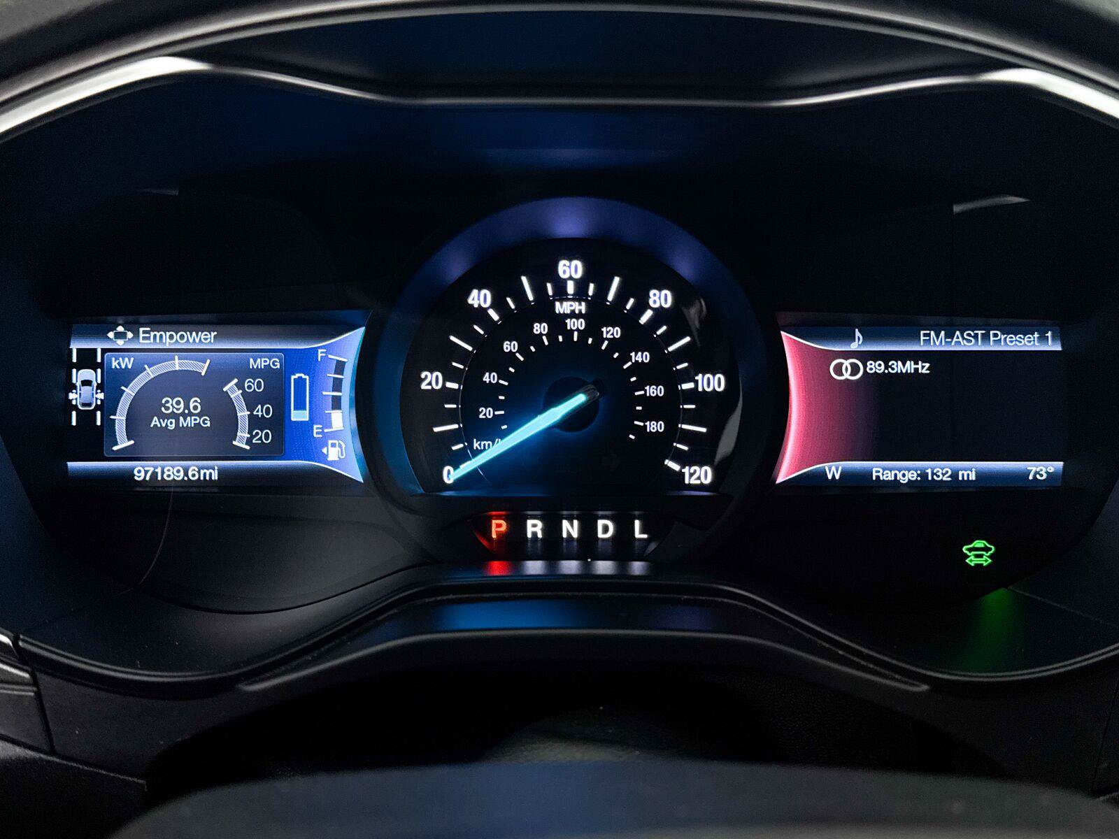 Used 2019 Ford Fusion SE FWD image 30